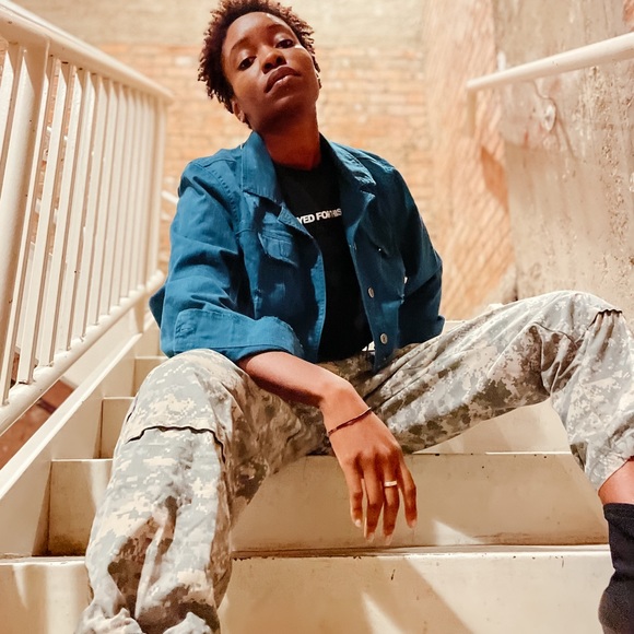 Sold - Picture 6 of 9